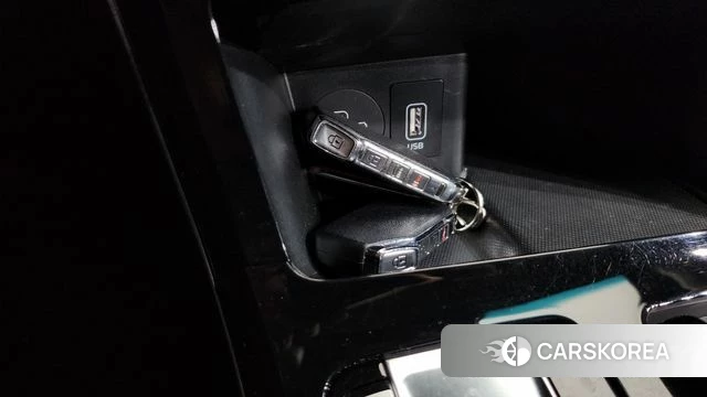 Kia K7 Premier 2020 Черный из Кореи, фото 6