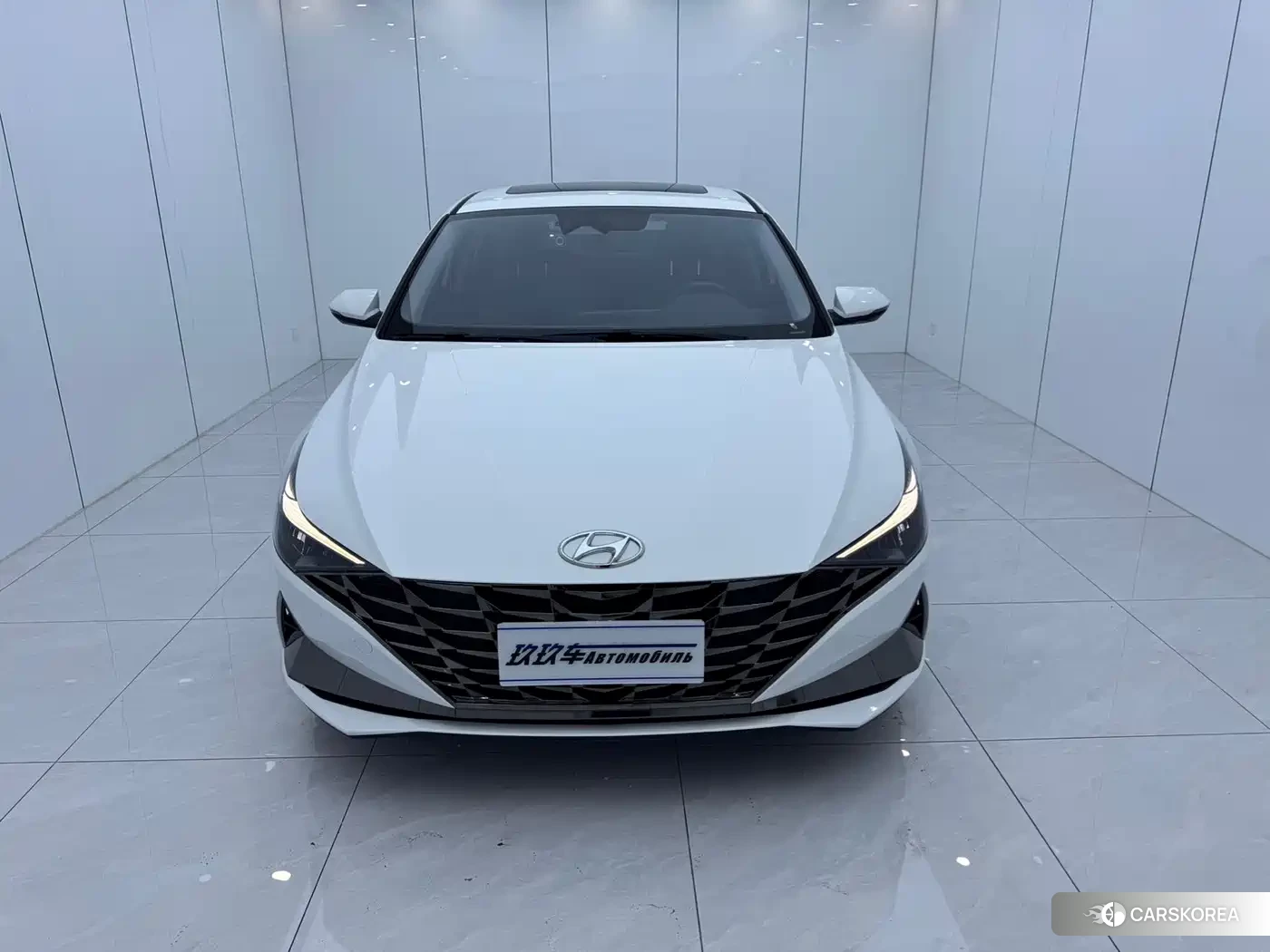Hyundai Elantra 2024 Белый из Китая, фото 6