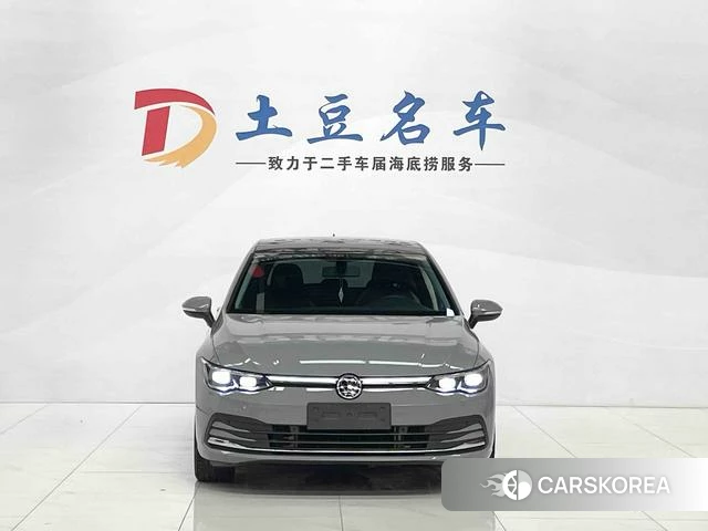 Volkswagen Golf 2023 Серебристо-серый из Китая, фото 6