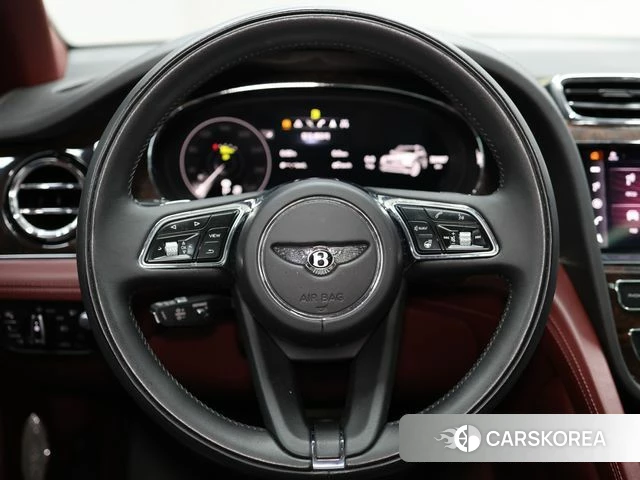 Bentley Bentayga 2022 Черный из Кореи, фото 6