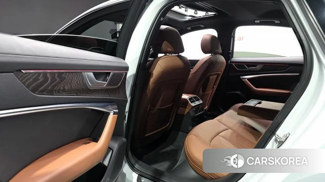 Audi A6 (C8) 2022 Белый из Кореи, фото 6