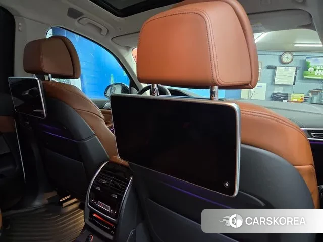 BMW X7 (G07) 2022 Белый из Кореи, фото 6