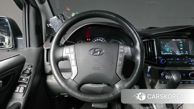 Hyundai The New Grand Starex 2019 Серебристо-серый из Кореи, фото 6