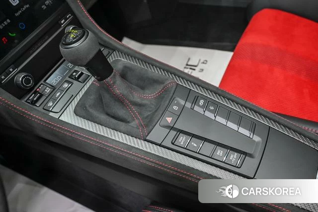 Porsche 718 2025 Серебристо-серый из Китая, фото 6