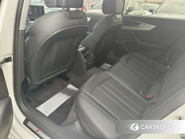 Audi A4L 2023 Белый из Китая, фото 6