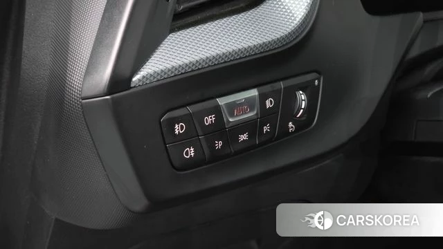 BMW 1 Series (F40) 2021 Черный из Кореи, фото 6