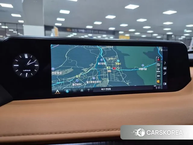 Lexus UX250h 2021 Белый из Кореи, фото 6