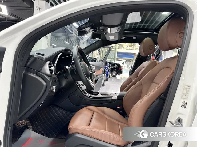 Mercedes-Benz GLC Coupe 2023 Белый из Китая, фото 6