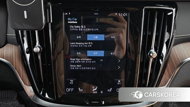 Volvo V60 Cross-Country 2nd Generation 2021 Черный из Кореи, фото 6