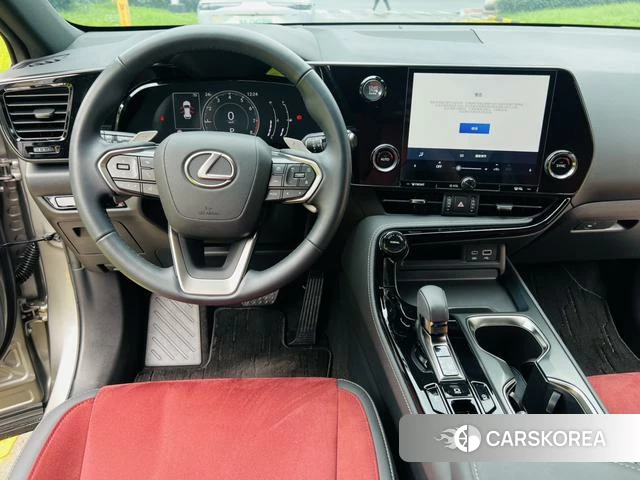 Lexus NX 2024 Серебристо-серый из Китая, фото 6