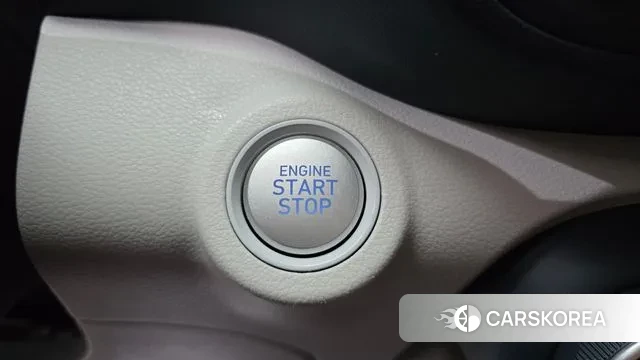 Hyundai Venue 2022 Белый из Кореи, фото 6