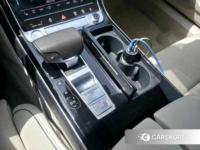 Audi A8 (D5) 2018 Черный из Кореи, фото 6