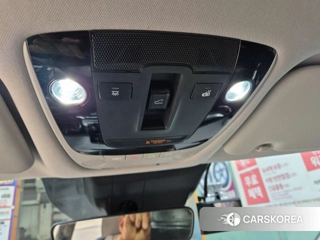 Kia Seltos 2021 Жемчужный цвет из Кореи, фото 6