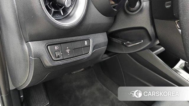 Kia The New K3 2nd generation 2021 Белый из Кореи, фото 6