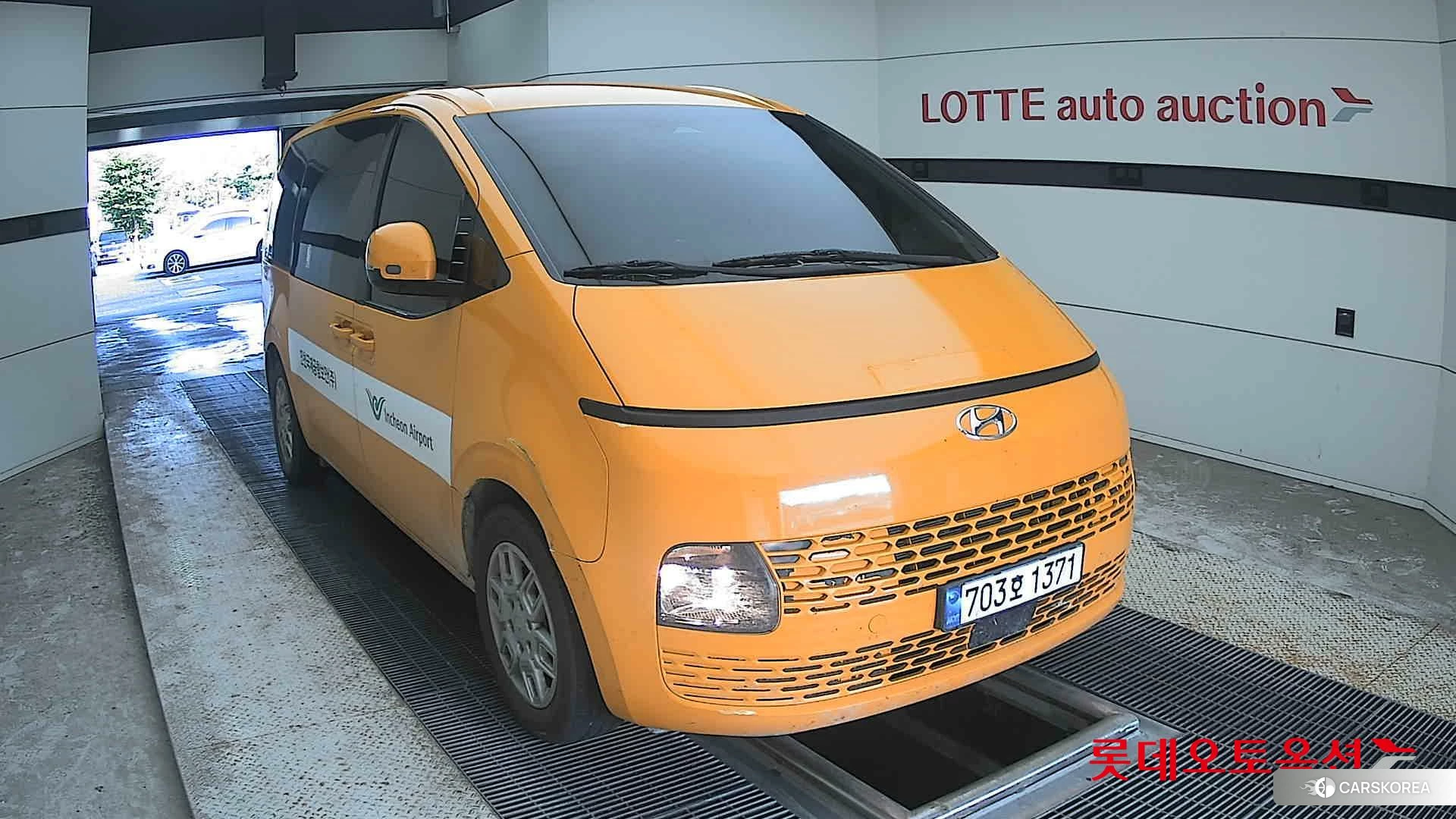 Hyundai Staria 2023 Creamy White из Кореи, фото 6