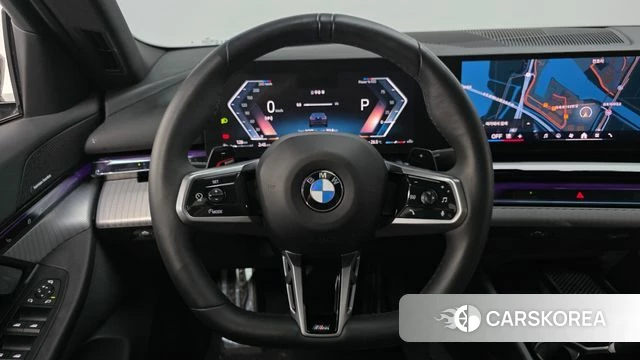 BMW 5 Series (G60) 2023 Черный из Кореи, фото 6