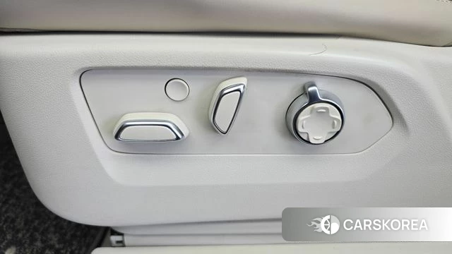 Cadillac Escalade 5th Generation 2021 Черный из Кореи, фото 6