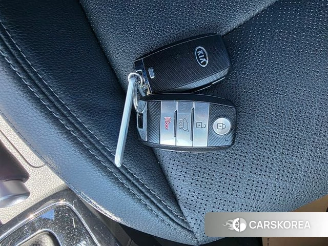 Kia Stonic 2019 Серый из Кореи, фото 6