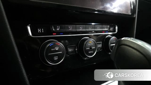 Volkswagen Arteon 2018 Белый из Кореи, фото 6