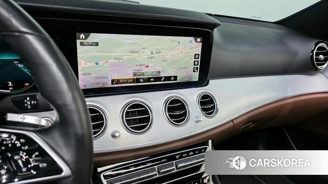 Mercedes-Benz E-Class W213 2021 Белый из Кореи, фото 6