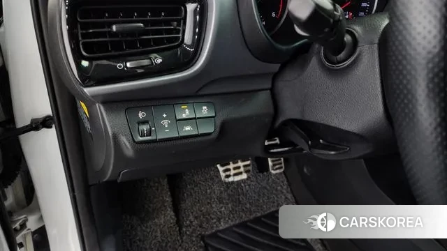 Kia Stonic 2018 Белый из Кореи, фото 6