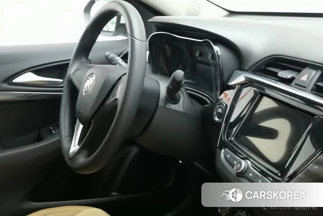 Buick Excelle 2018 Белый из Китая, фото 6