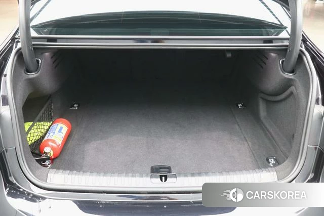 Audi A7L 2024 Черный из Китая, фото 6