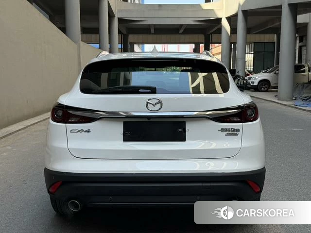 Mazda CX-4 2022 Белый из Китая, фото 6