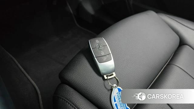 Mercedes-Benz GLA - Class H247 2021 Белый из Кореи, фото 6