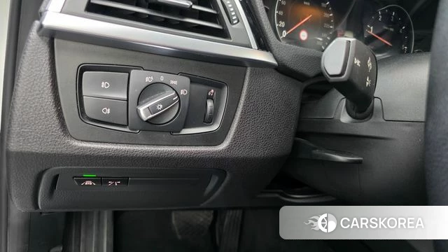 BMW 3 Series (F30) 2018 Белый из Кореи, фото 6