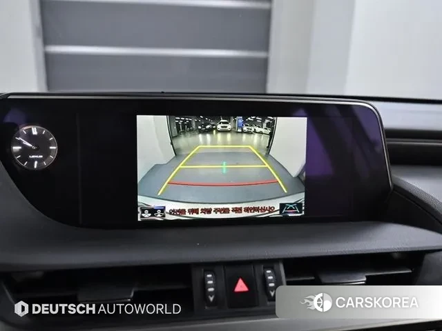 Lexus ES300h 7th generation 2018 Песочный из Кореи, фото 6