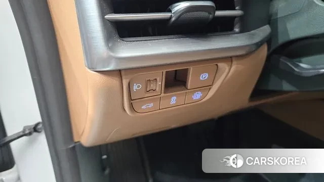 Hyundai Grandeur Hybrid (GN7) 2023 Белый из Кореи, фото 6