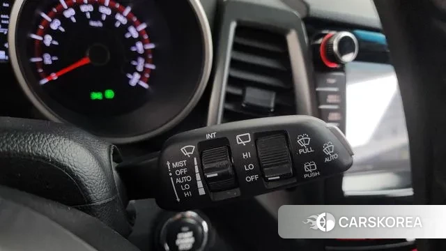 Ssangyong Tivoli Armor 2018 Белый из Кореи, фото 6