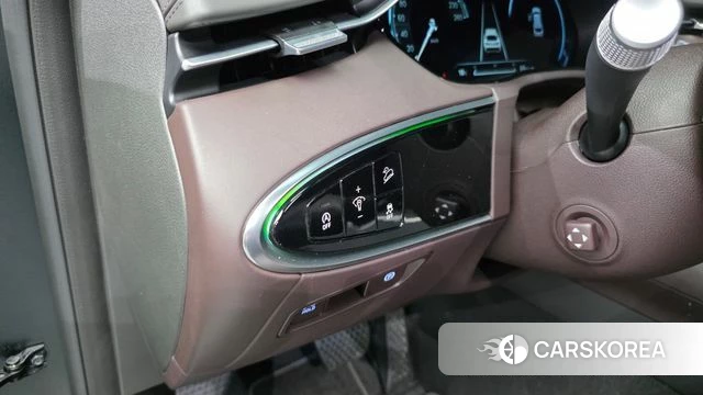 Genesis GV70 2022 Зеленый из Кореи, фото 6