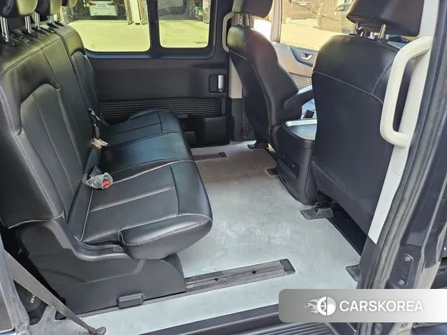 Hyundai Staria 2022 Серый из Кореи, фото 6