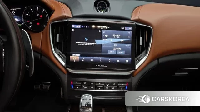 Maserati Ghibli 2022 Белый из Кореи, фото 6