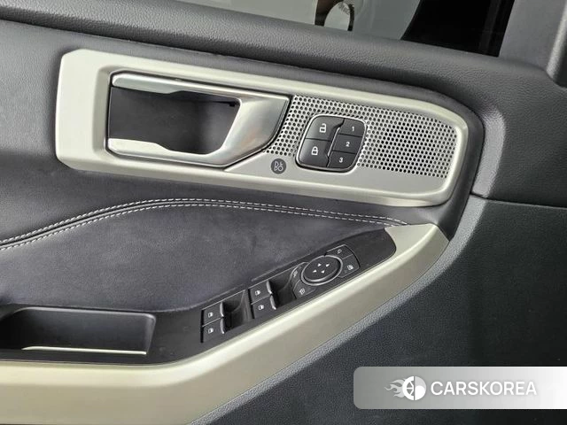 Ford Explorer 6th Generation 2021 Белый из Кореи, фото 6