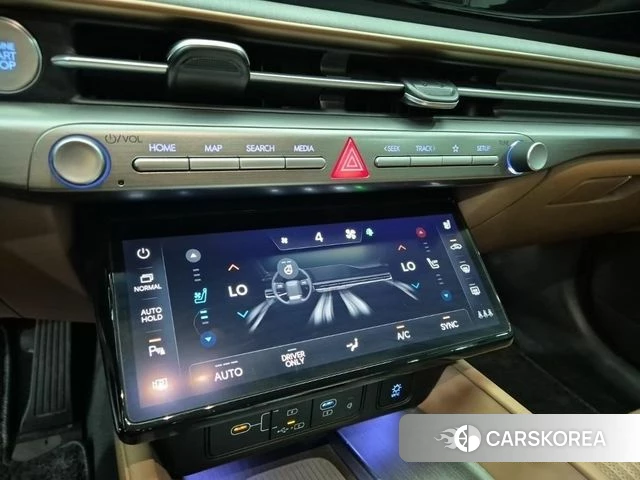 Hyundai Grandeur Hybrid (GN7) 2023 Черный из Кореи, фото 6