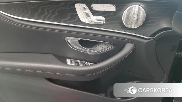 Mercedes-Benz E-Class W213 2022 Серый из Кореи, фото 6