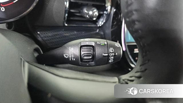 Mini Cooper Clubman 2023 Серебристо-серый из Кореи, фото 6