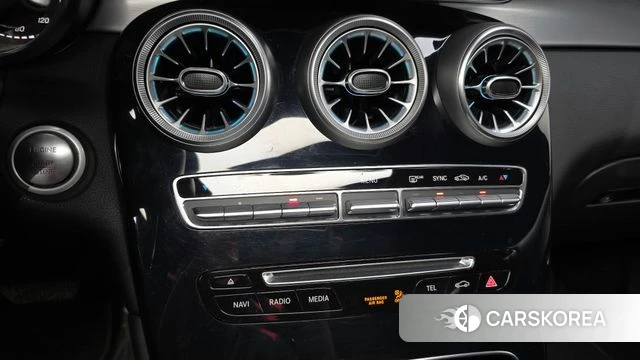 Mercedes-Benz GLC-Class X253 2018 Серебряный из Кореи, фото 6
