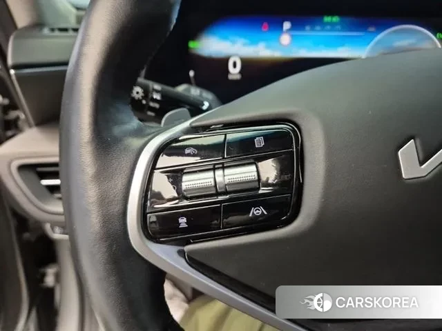 Kia K8 Hybrid 2023 Серебристо-серый из Кореи, фото 6