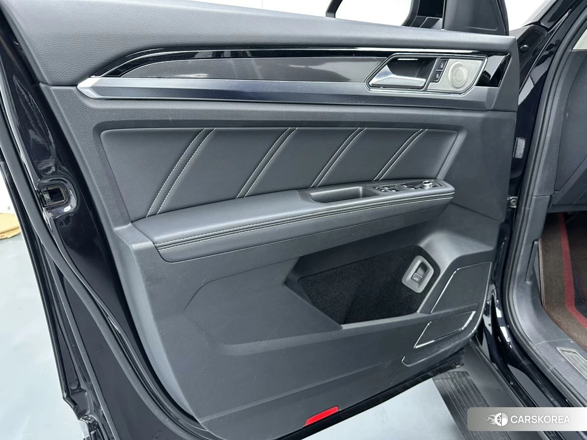 Volkswagen Tourang 2020 Черный из Китая, фото 6