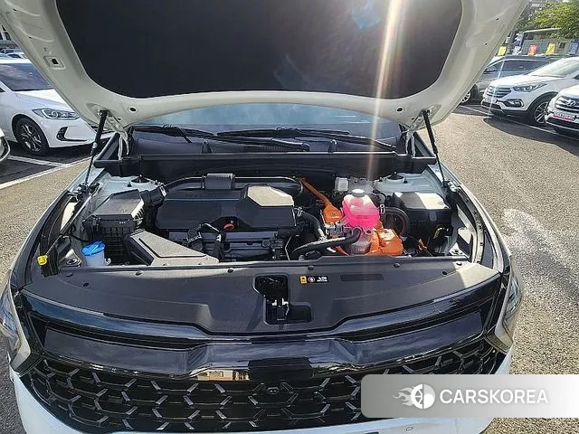 Kia Sportage 5th Generation Hybrid 2023 Белый из Кореи, фото 6