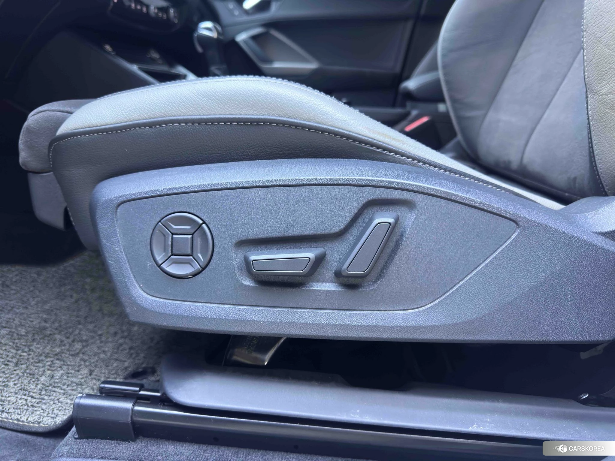 Audi Q3 2022 Белый из Китая, фото 6