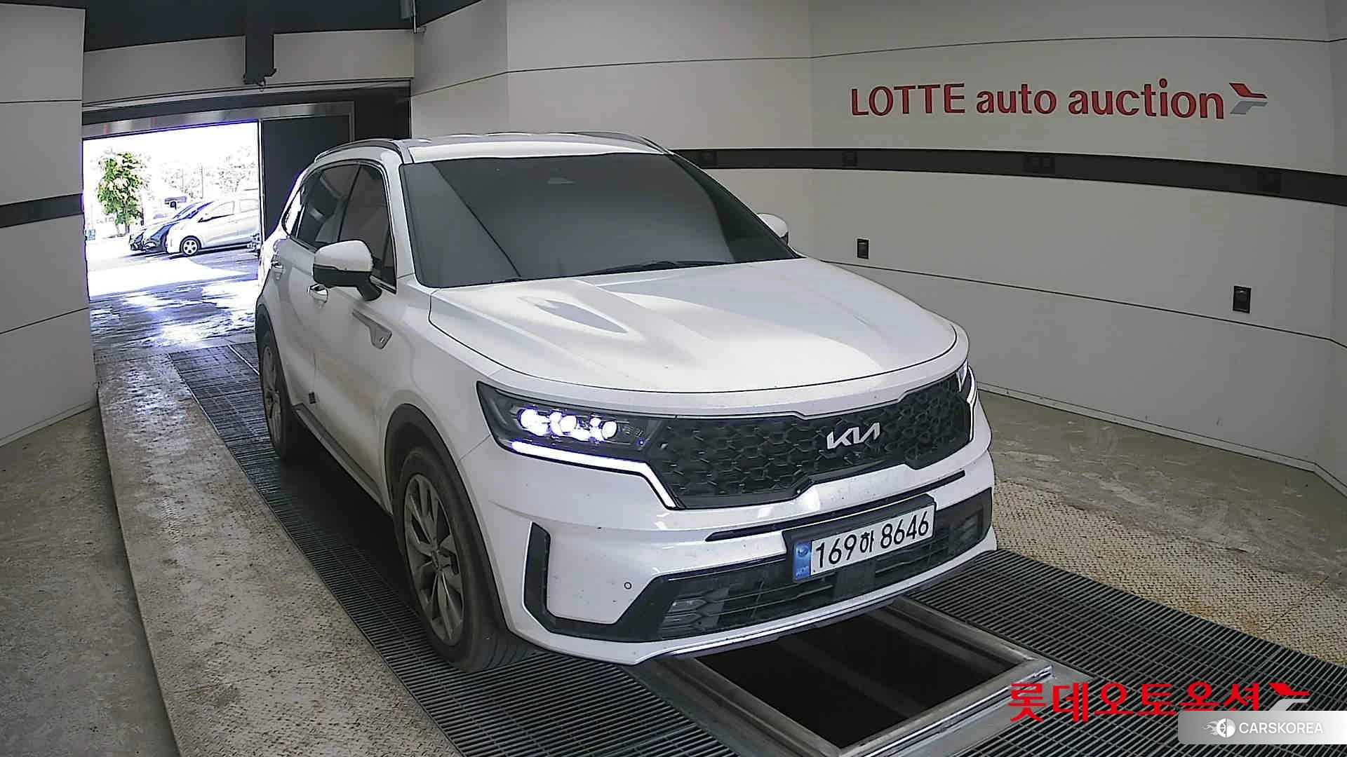 Kia Sorento 2022 Snow White Pearl (optional) из Кореи, фото 6