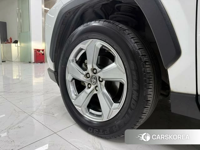 Toyota RAV4 Rongfang 2023 Белый из Китая, фото 6