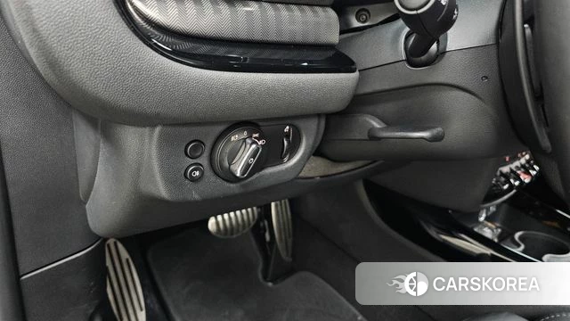 Mini Cooper S Clubman 2022 Серебряный из Кореи, фото 6