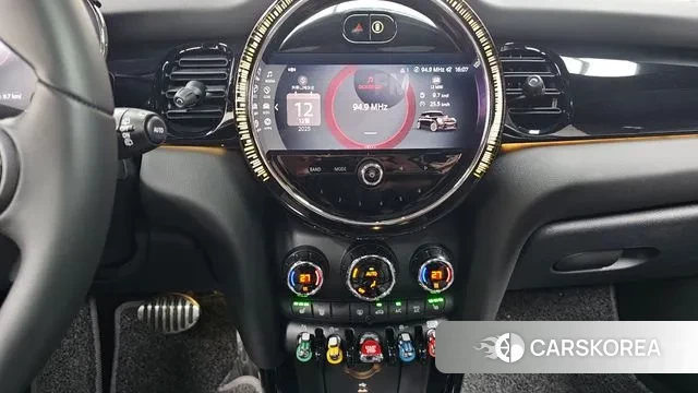 Mini Cooper S 2023 Зеленый из Кореи, фото 6