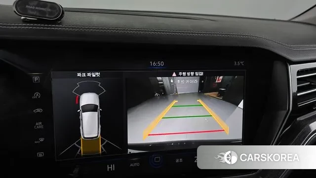 Volkswagen Touareg 3rd generation 2021 Черный из Кореи, фото 6